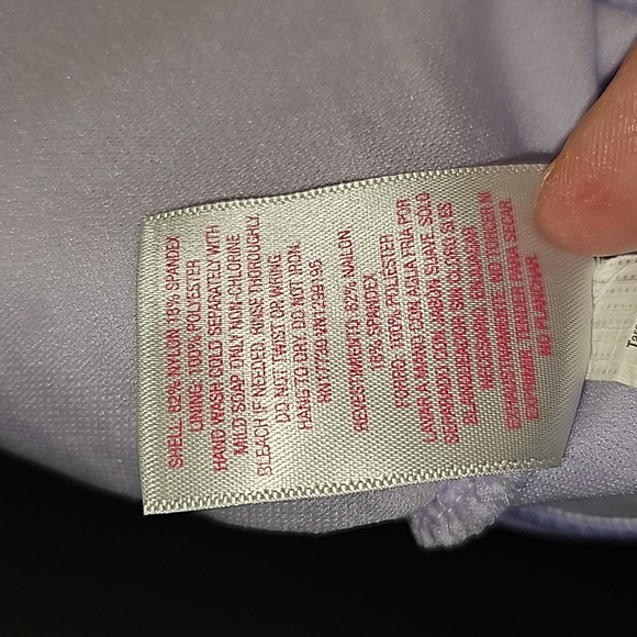 XHILARATION Lavendar Bikini top only Size X-Large VGUC Back closure Adj. Straps - Picture 9 of 10